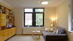 Langebrück, großzügige, möblierte 2-Zimmerwohnung in ruhiger Villa mit grünem Garten, WLAN inklusive